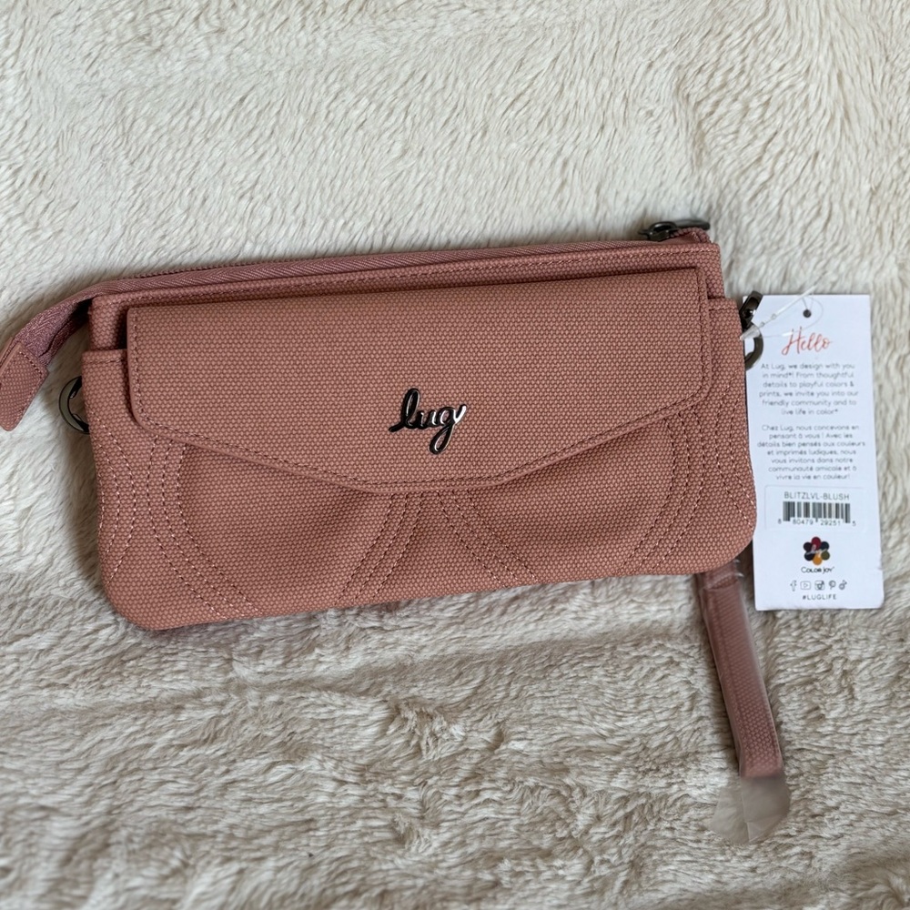NWT Lug Blitz Wristlet Wallet - Blush Matte Luxe